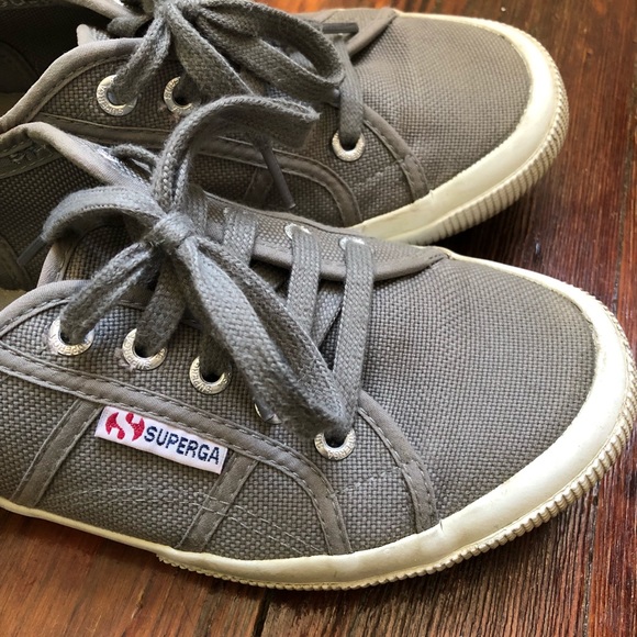 Gray Supergas - Picture 2 of 4